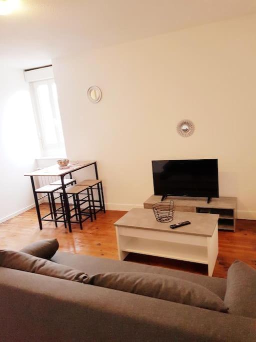 Le Jeanne 4/6 Couchages, Wifi, Sanctuaire Lejlighed Lourdes Eksteriør billede